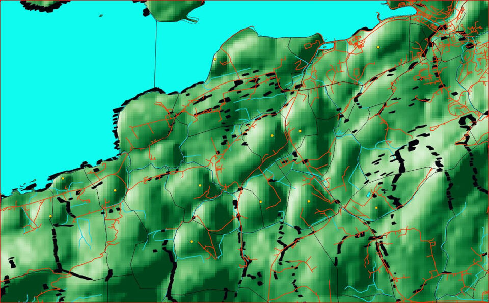 Raths on Drumlins south of Bantry Bay