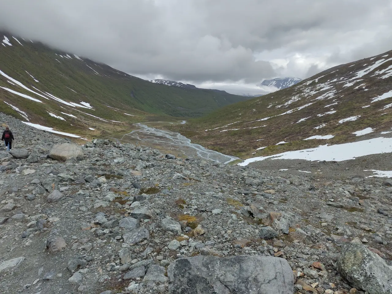 The U-shaped valley further up.